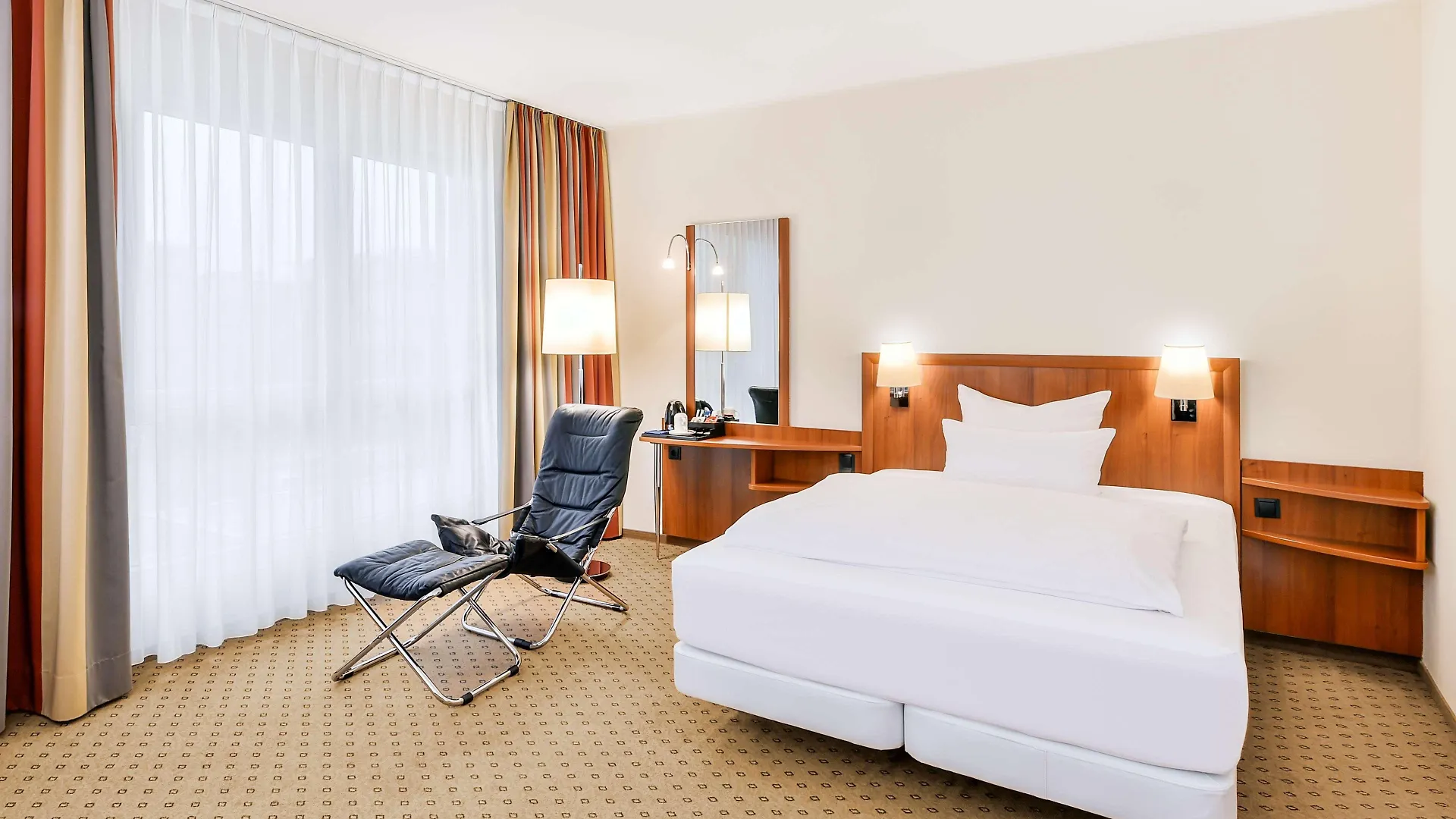 Nh Muenchen Ost Conference Center Hotel Aschheim